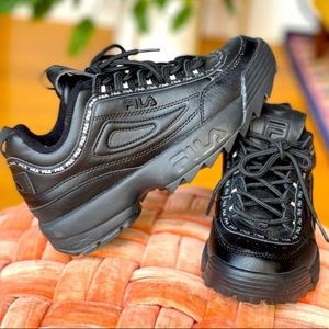 Fila Disruptor 2 black tapey tape size 7